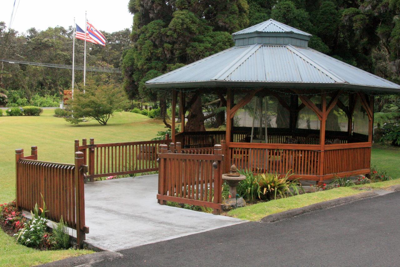 Kilauea Lodge And Restaurant โวลคาโน ภายนอก รูปภาพ