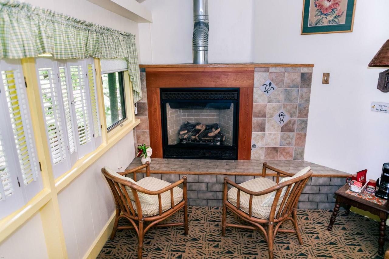 Kilauea Lodge And Restaurant โวลคาโน ภายนอก รูปภาพ