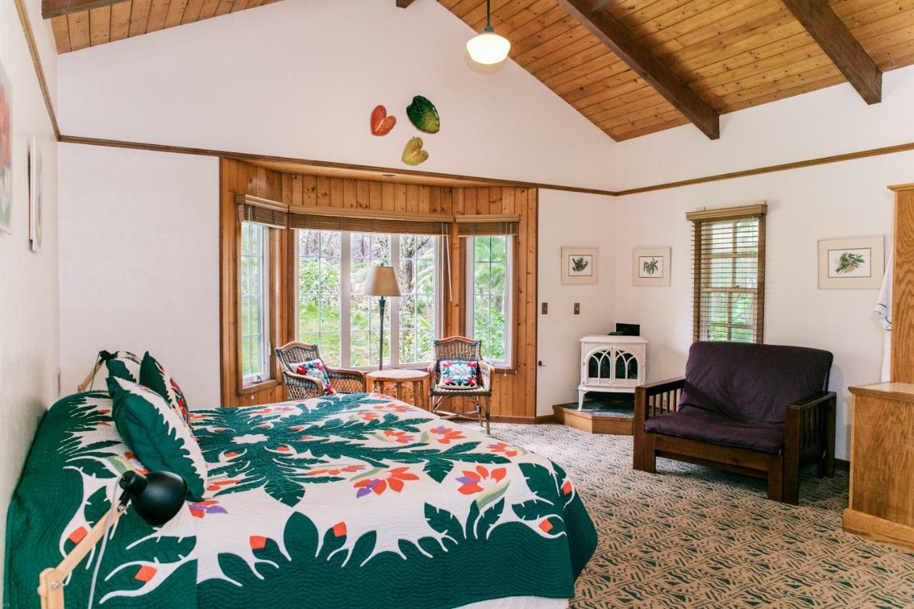Kilauea Lodge And Restaurant โวลคาโน ภายนอก รูปภาพ