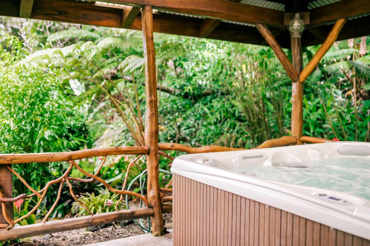 Kilauea Lodge And Restaurant โวลคาโน ภายนอก รูปภาพ